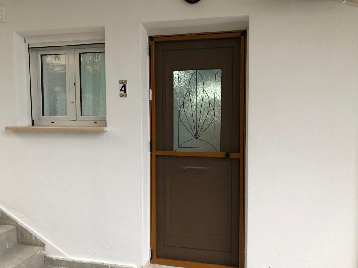Thea Sea Apartment Nea Moudhania Exteriör bild