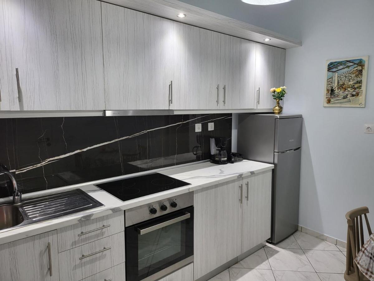Thea Sea Apartment Nea Moudhania Exteriör bild